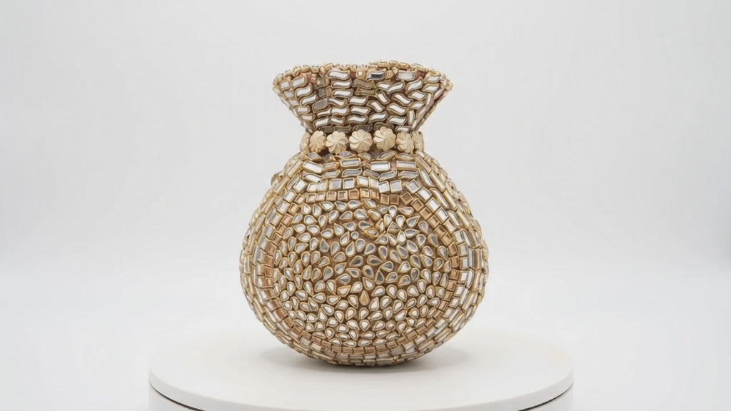 Noor Gold Embellished Potli